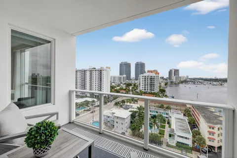 $884,000 | 401 North Birch Road, Unit 1103, Fort Lauderdale, FL 33304