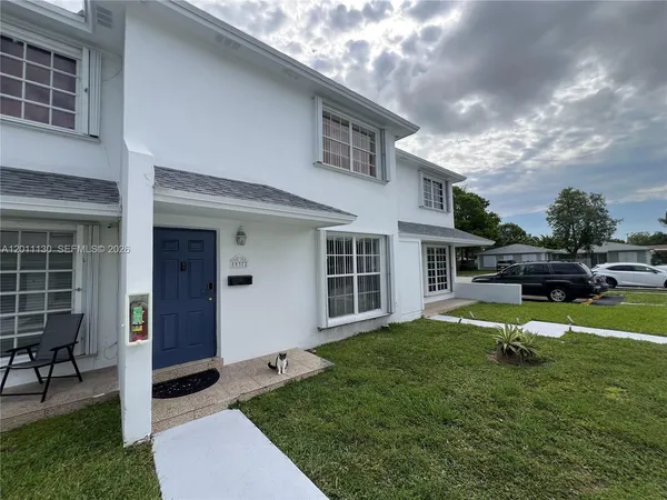 $2,350 | 19372 Southwest 103rd Court, Unit B, Cutler Bay, FL 33157