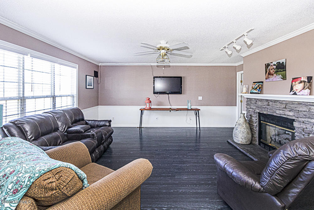 5419 Bloomery Road Wilson, NC 27896 - Photo 15 of 36 Great Room