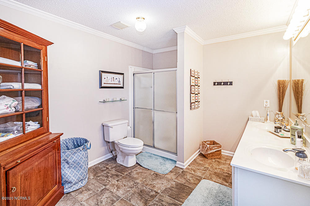 5419 Bloomery Road Wilson, NC 27896 - Photo 20 of 36 Master Bath