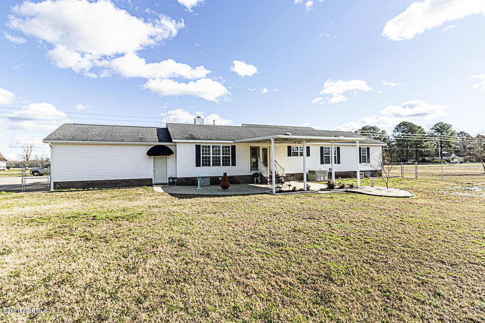 5419 Bloomery Road Wilson, NC 27896 - Photo 27 of 36 Back of House