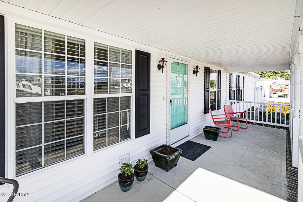 5419 Bloomery Road Wilson, NC 27896 - Photo 3 of 36 Front Porch