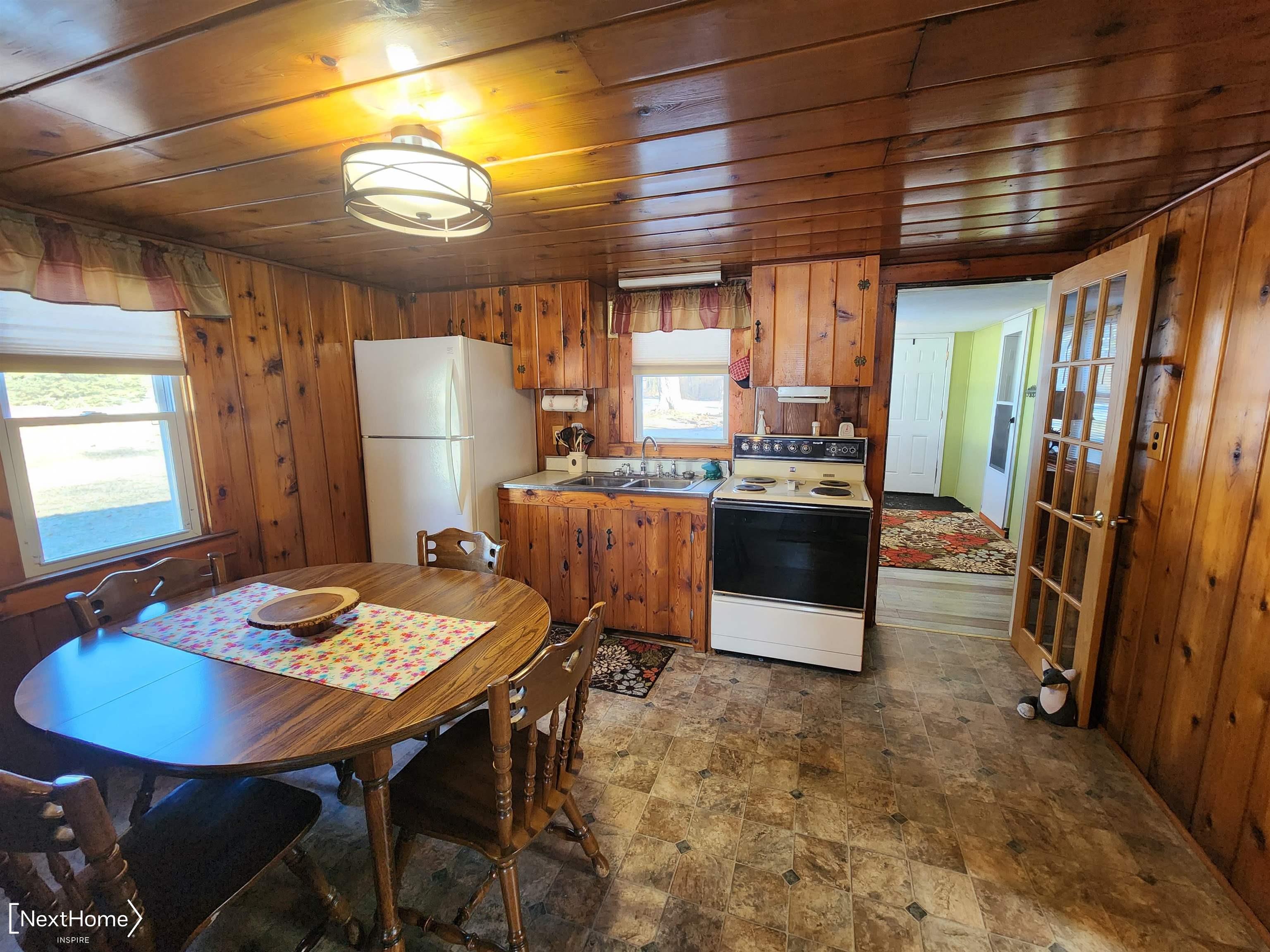3008 North Henderson Lake Road Road Lupton, MI 48635 - Photo 6 of 42