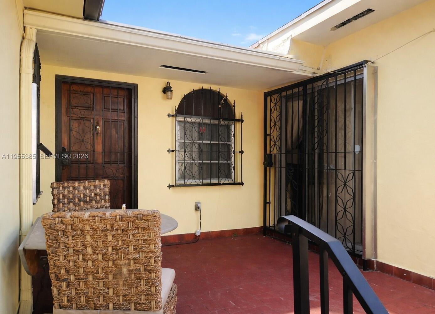 1712 Southwest 13th Street Miami, FL 33145 - Photo 37 of 44