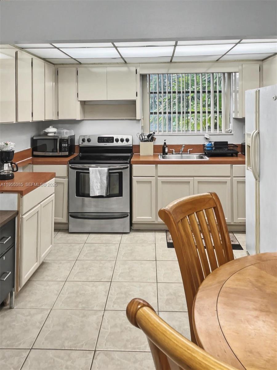 1712 Southwest 13th Street Miami, FL 33145 - Photo 42 of 47