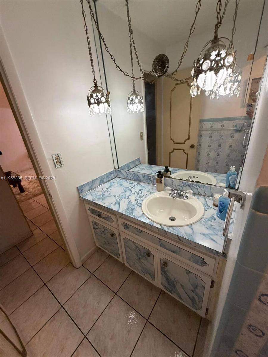 1712 Southwest 13th Street Miami, FL 33145 - Photo 8 of 47