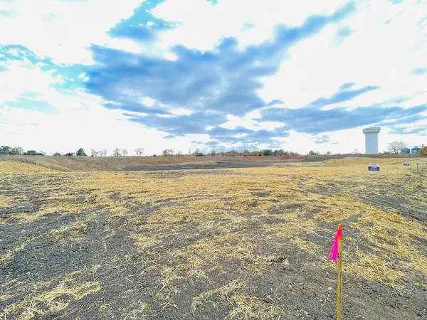 $45,000 | 9 Cottonwood Lake Drive, Windom, MN 56101