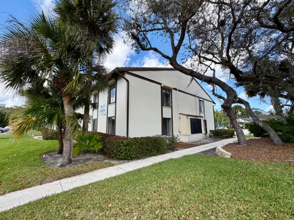 $175,000 | 1575 Southwest Silver Pine Way, Palm City, FL 34990