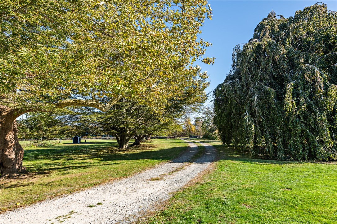 641 Mitchell's Lane Middletown, RI 02842 - Photo 29 of 35