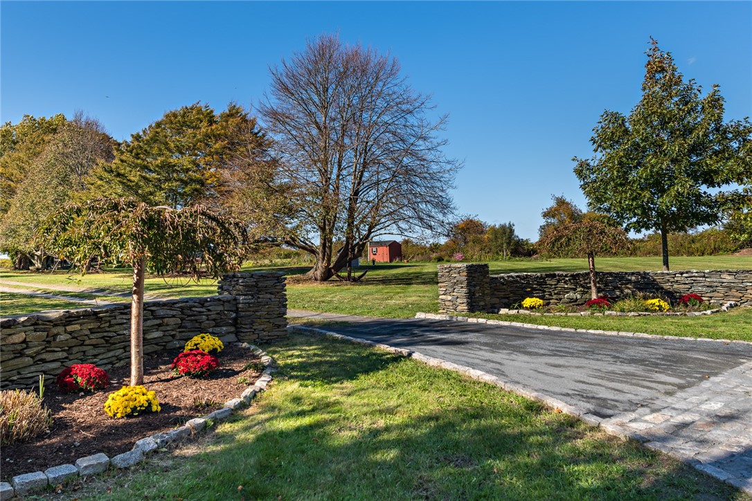 641 Mitchell's Lane Middletown, RI 02842 - Photo 34 of 35