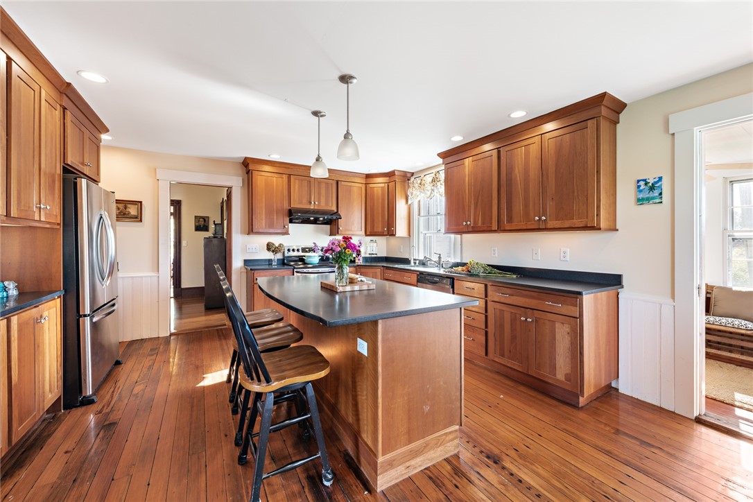 641 Mitchell's Lane Middletown, RI 02842 - Photo 35 of 35