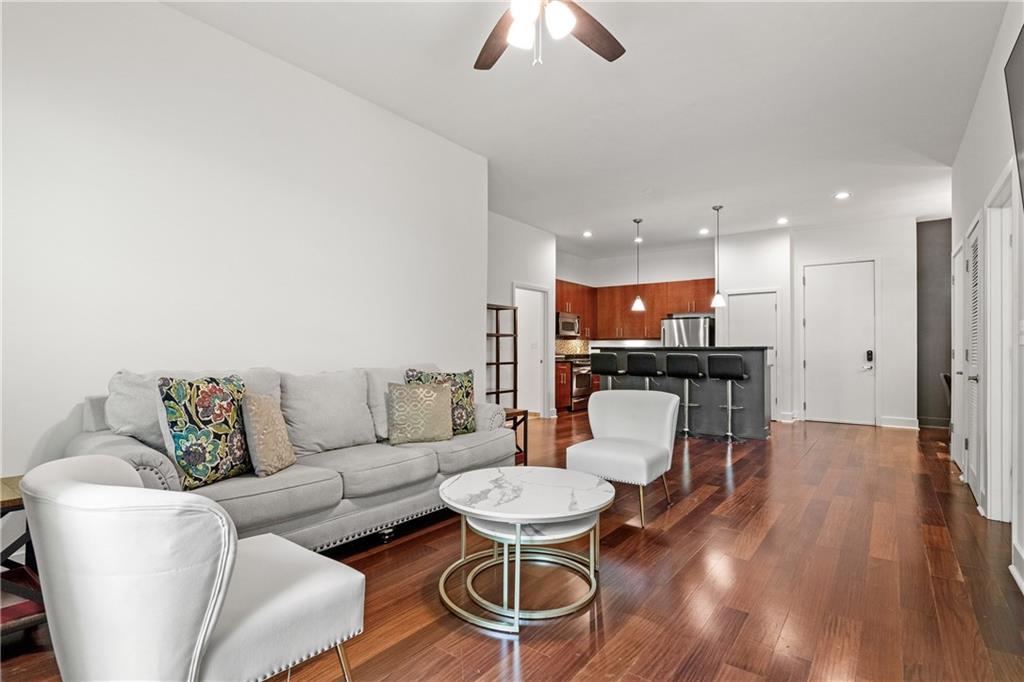 425 Chapel Street Southwest, Unit 2108 Atlanta, GA 30313 - Photo 10 of 32