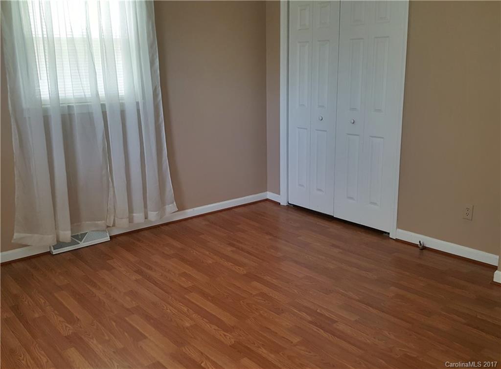 116 Christopher Road Marion, NC 28752 - Photo 10 of 17