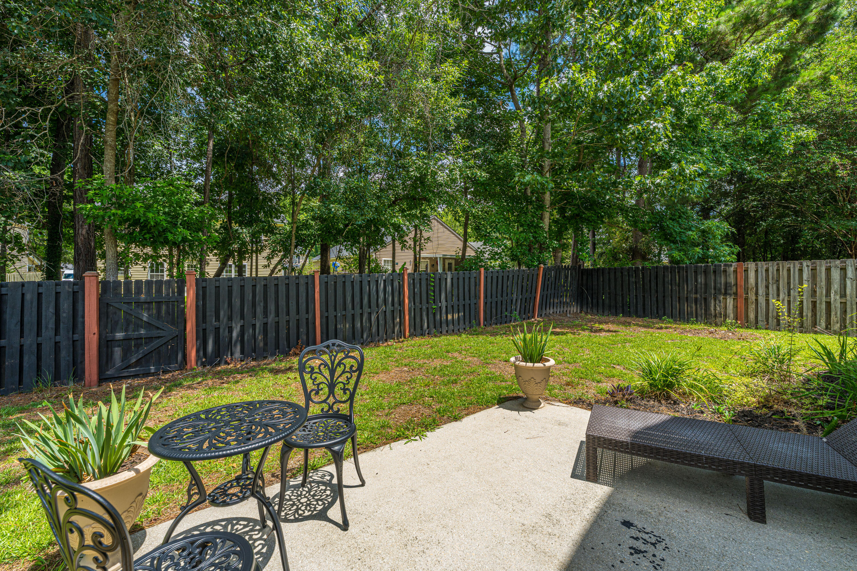 224 Myrtle Way Summerville, SC 29483 - Photo 37 of 43