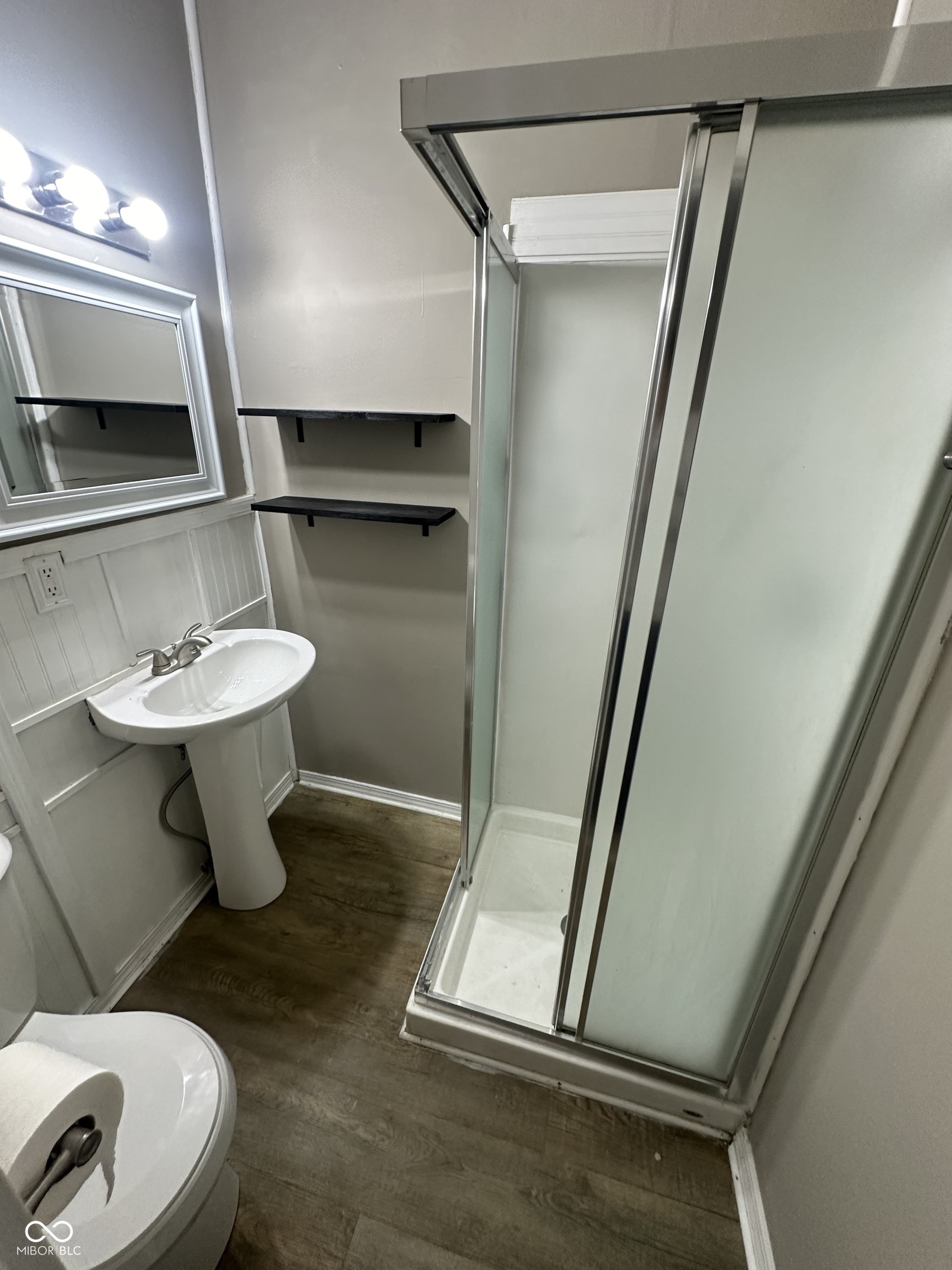 739 Maple Street Columbus, IN 47201 - Photo 13 of 24