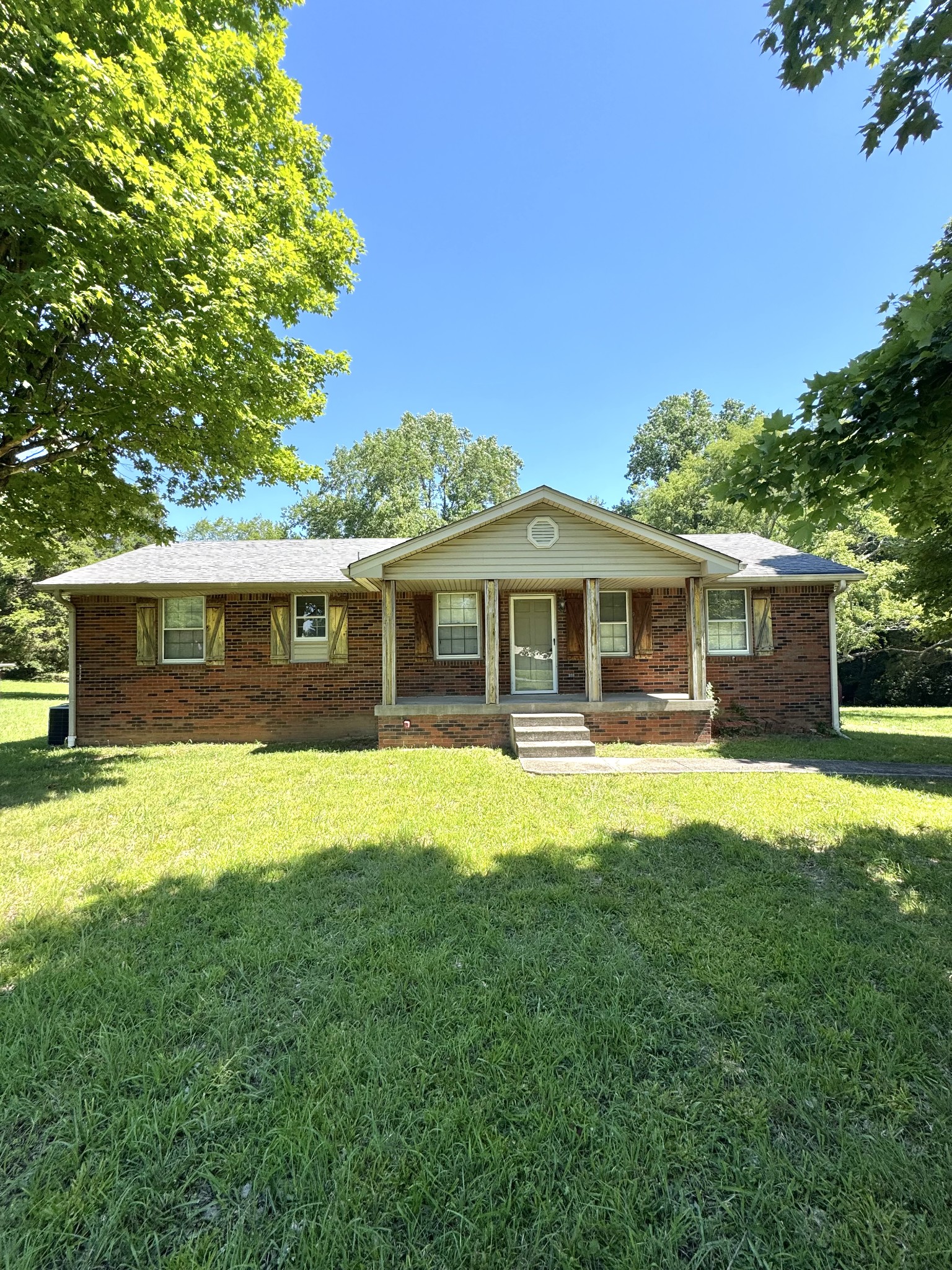 2768 Bellar Road Greenbrier, TN 37073 - Photo 2 of 16
