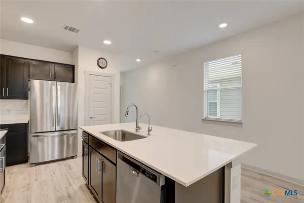 $1,995 | 121 Fairfax Avenue, San Marcos, TX 78666