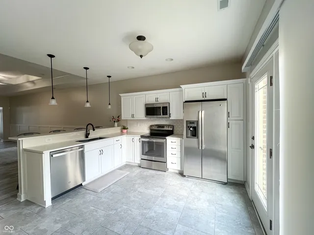 $370,000 | 5381 Buckingham Lane, Plainfield, IN 46168