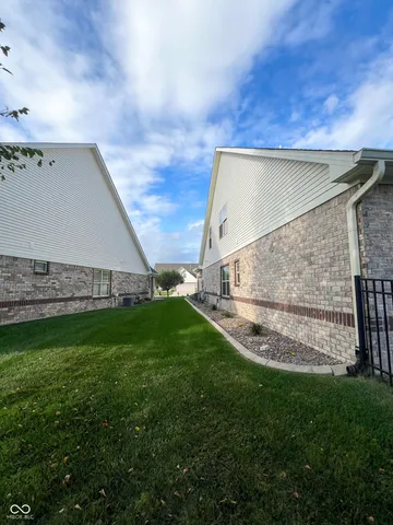 $370,000 | 5381 Buckingham Lane, Plainfield, IN 46168