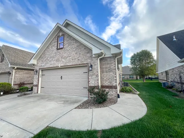$350,000 | 5381 Buckingham Lane, Plainfield, IN 46168