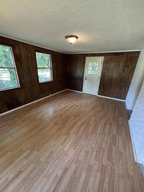 222 Cuttino Road Sumter, SC 29150 - Photo 4 of 13 IMG_1918