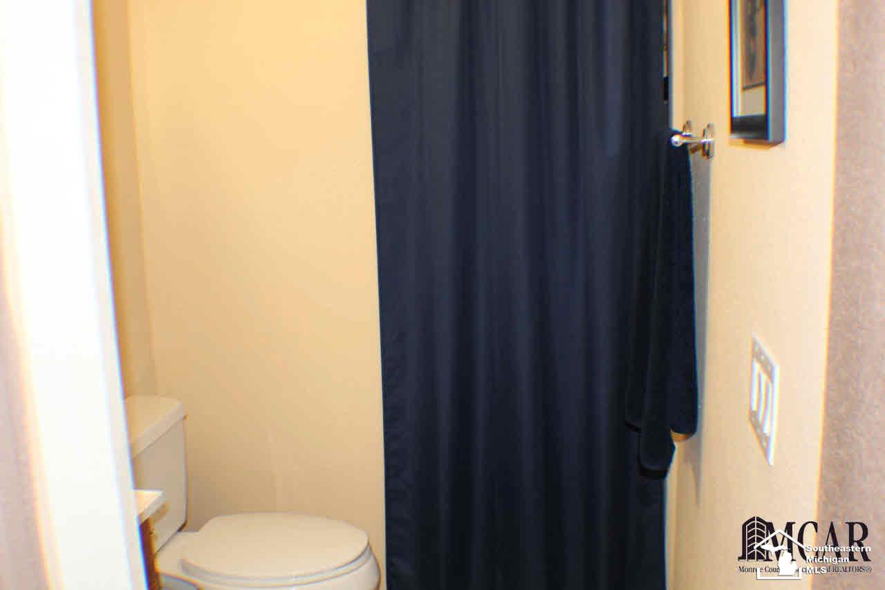 550 Ridge Point Drive Dundee, MI 48131 - Photo 16 of 31 Half Bath Main Level