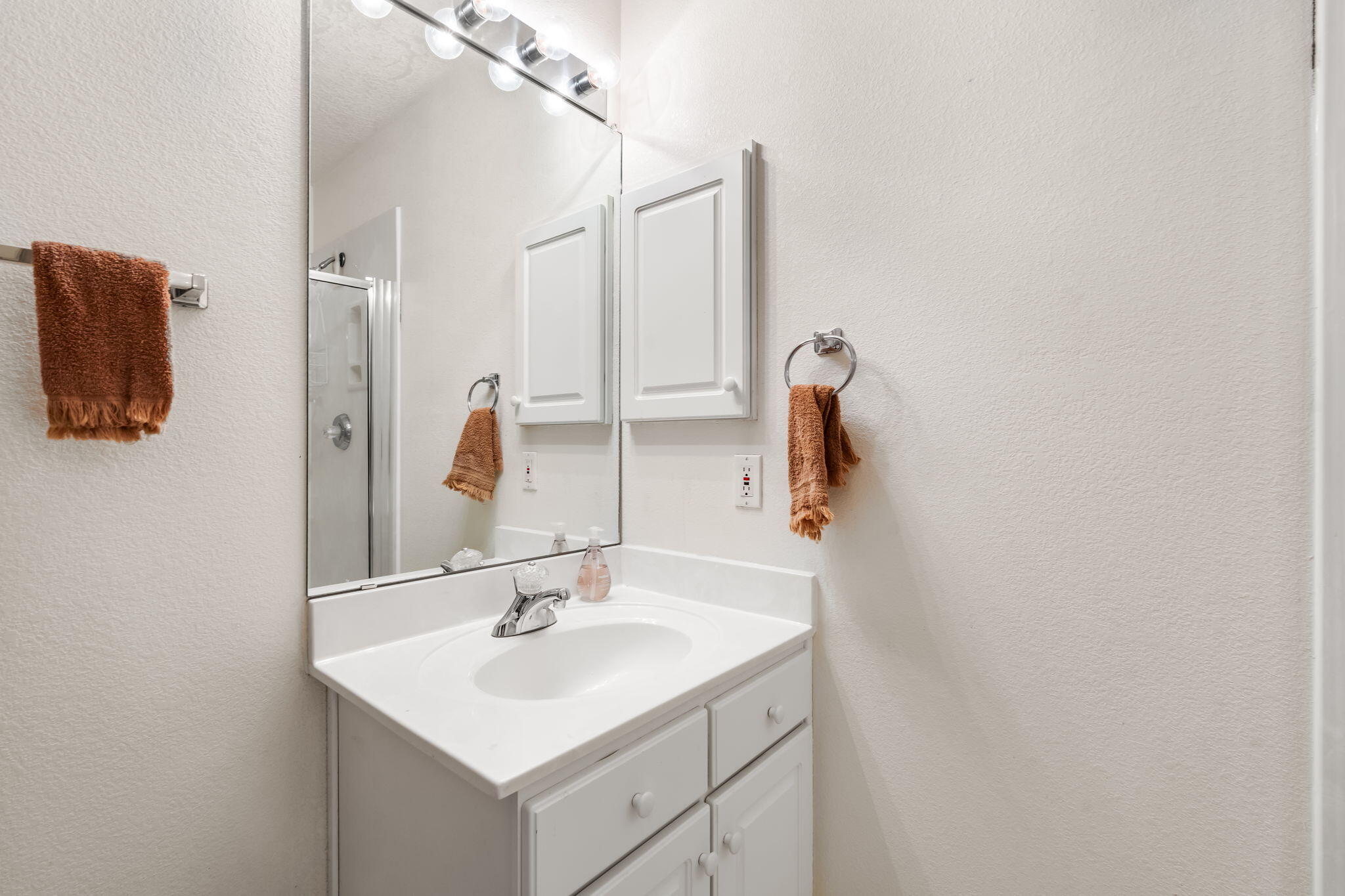 8701 New Hampton Road Northeast Albuquerque, NM 87111 - Photo 33 of 60 Gallery Image 33