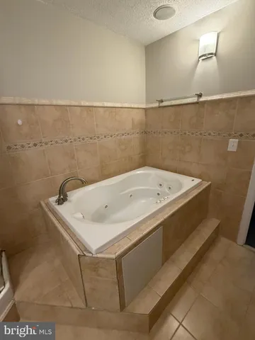 $2,800 | 10310 Meadowview Drive, Fredericksburg, VA 22408