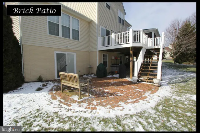 a view of street with view of residential houses