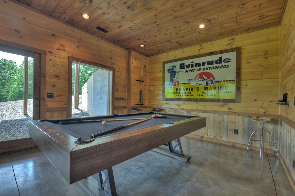 401 Foster Cove Road Epworth, GA 30541 - Photo 34 of 51 a room with gym equipment