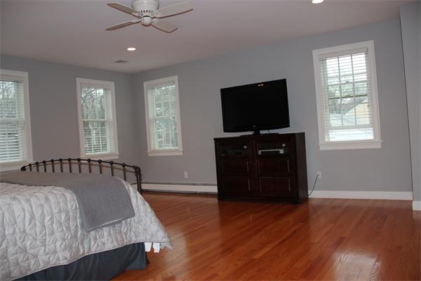 36 Sterling Road Needham, MA 02492 - Photo 11 of 26 Gallery Image 11