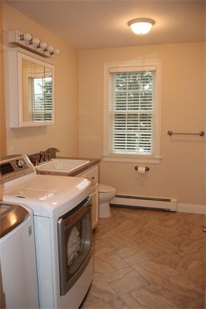36 Sterling Road Needham, MA 02492 - Photo 25 of 26 Gallery Image 25