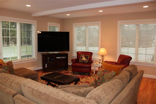 36 Sterling Road Needham, MA 02492 - Photo 9 of 26 Gallery Image 9