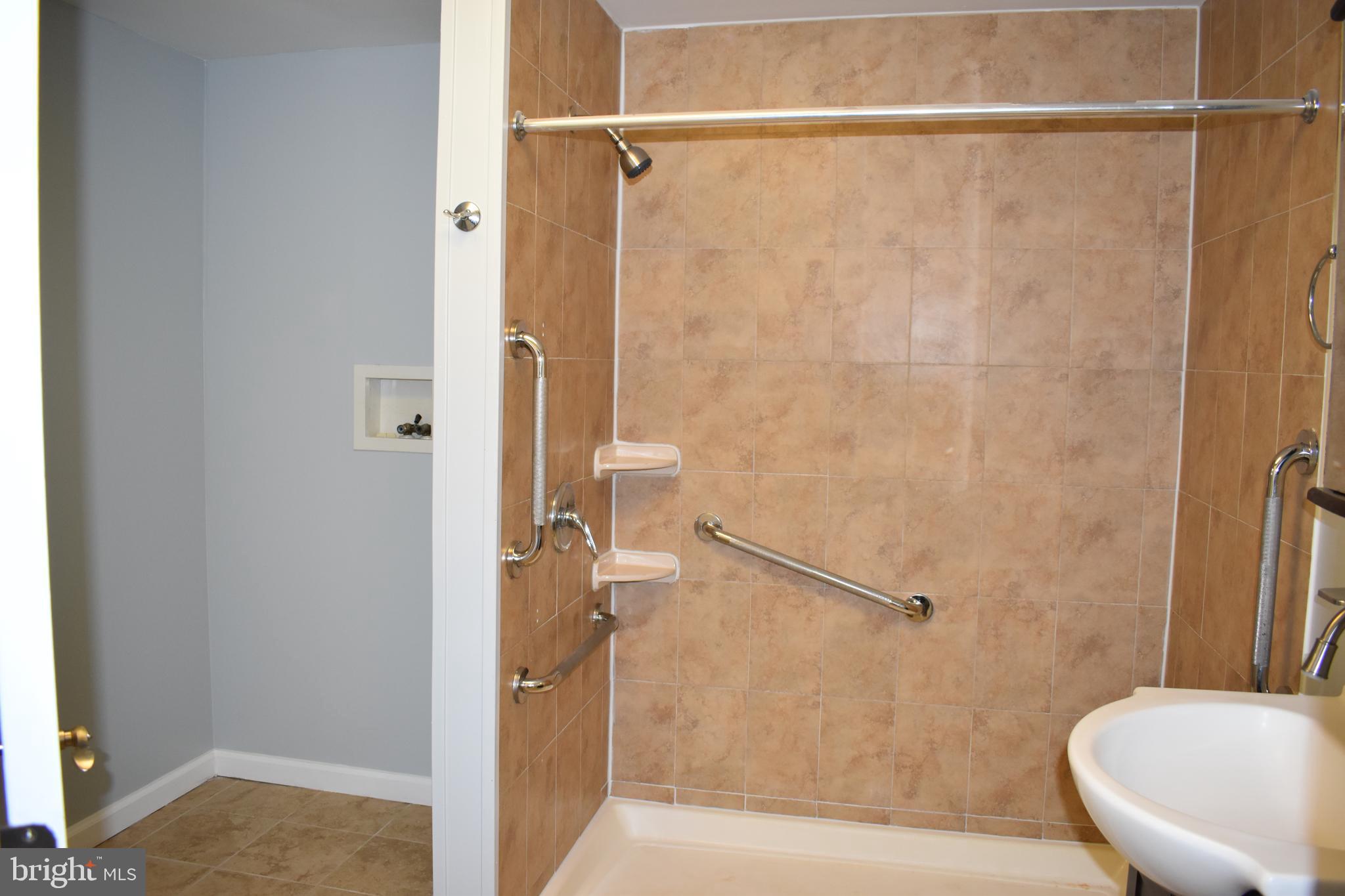 512 Mercy Street Philadelphia, PA 19148 - Photo 21 of 37