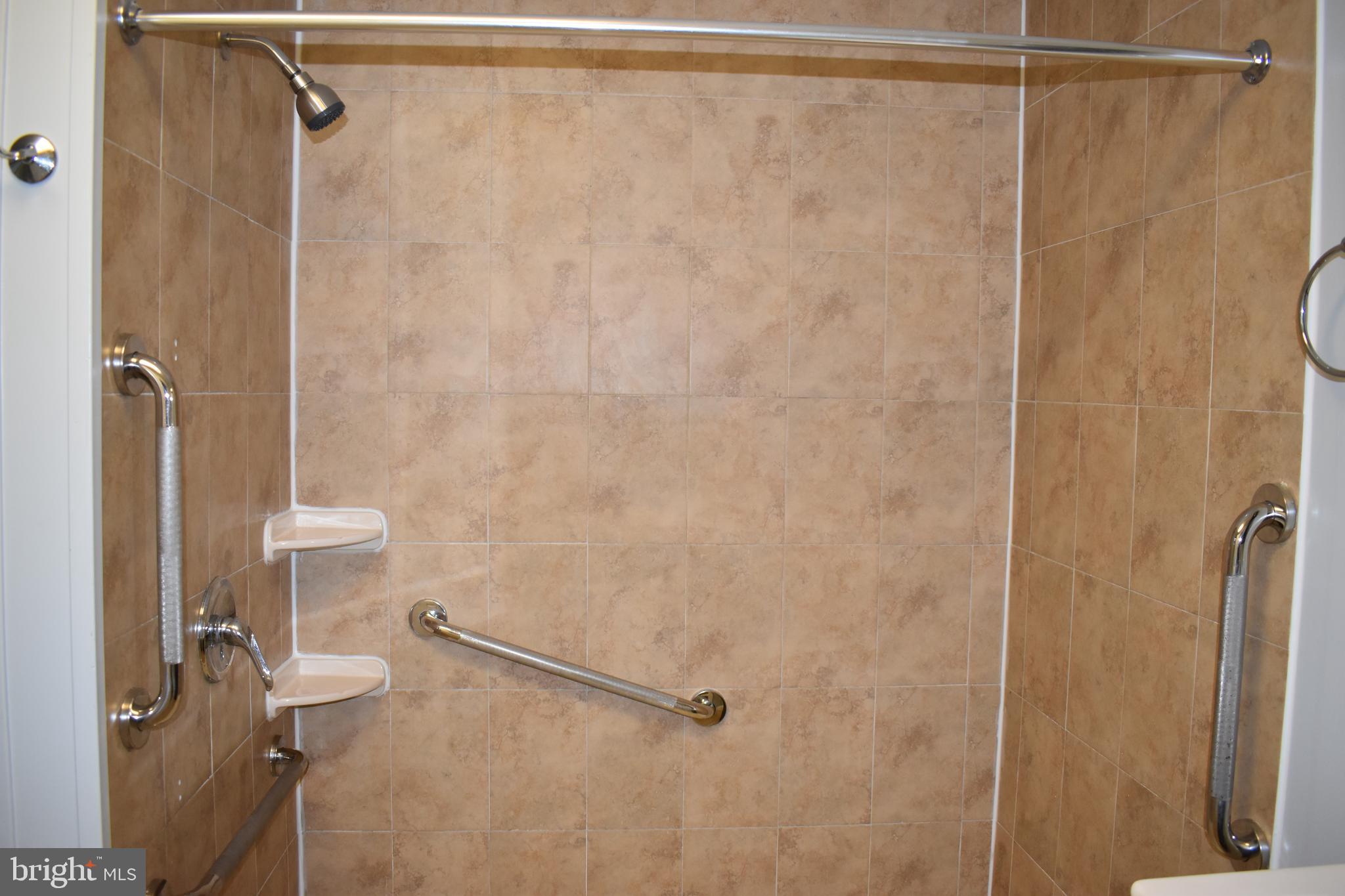 512 Mercy Street Philadelphia, PA 19148 - Photo 22 of 37