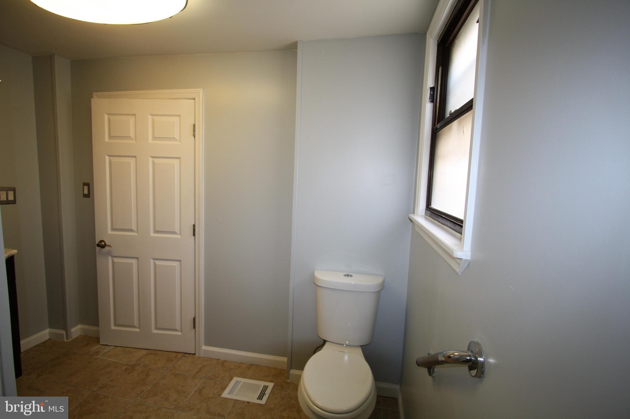 512 Mercy Street Philadelphia, PA 19148 - Photo 23 of 37