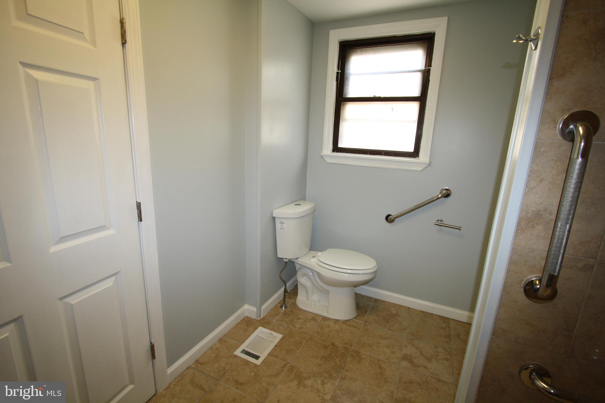 512 Mercy Street Philadelphia, PA 19148 - Photo 25 of 37