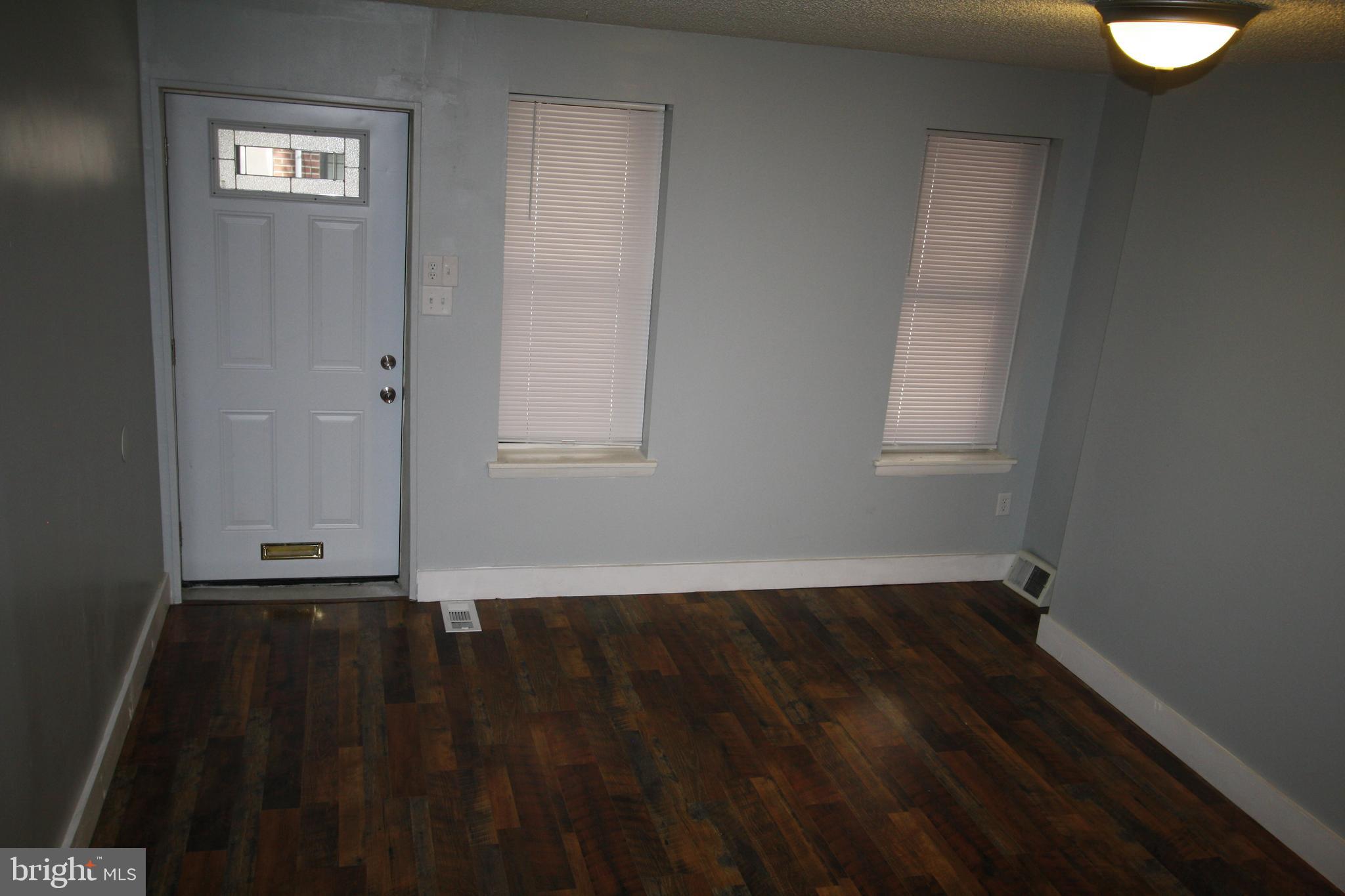 512 Mercy Street Philadelphia, PA 19148 - Photo 4 of 37