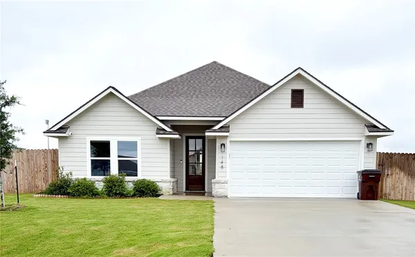 $2,100 | 148 Turnrow Cove, Somerville, TX 77879