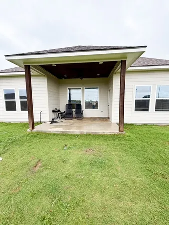 $2,100 | 148 Turnrow Cove, Somerville, TX 77879