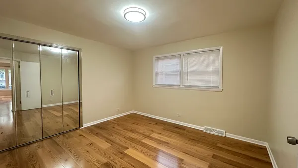 $3,000 | 7520 West Carmen Avenue, Harwood Heights, IL 60706