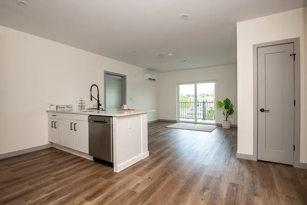 $635,000 | 203 Lowell Street, Unit 206, Wilmington, MA 01887