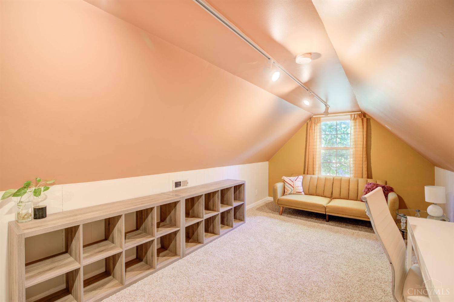 3301 Jessup Road Cincinnati, OH 45239 - Photo 26 of 35