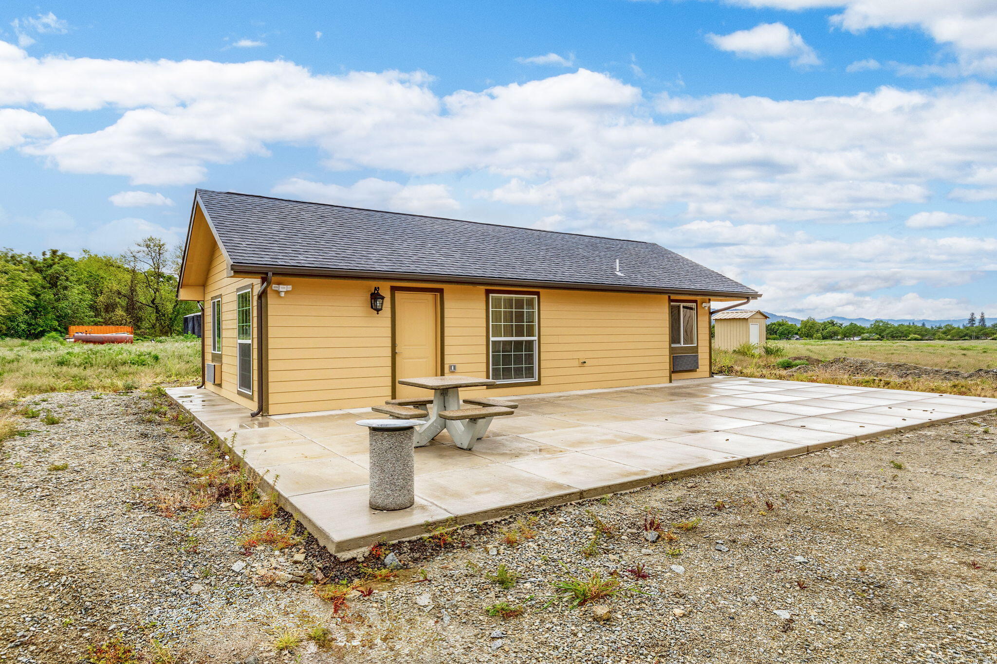 3060 South Stage Road Medford, OR 97501 - Photo 23 of 43 ApxSS00027
