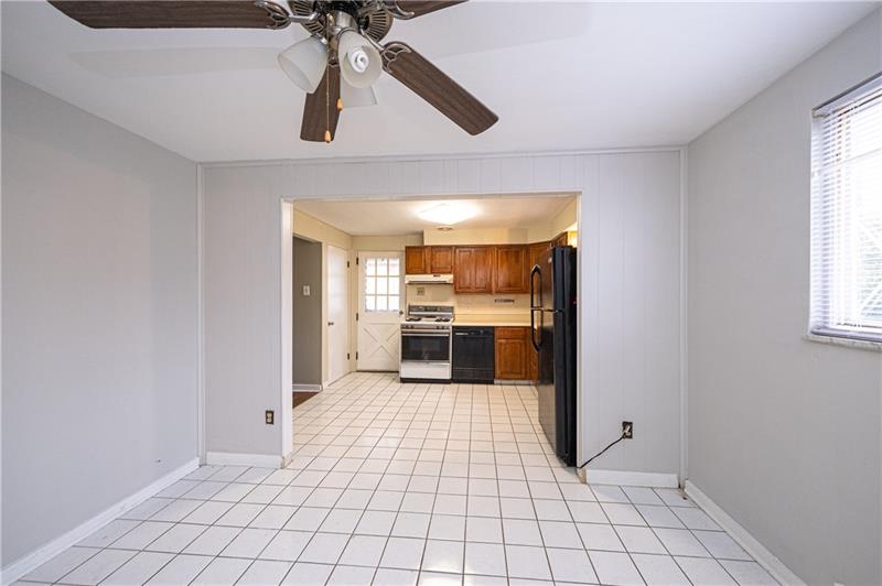 5303 East Willock Road Pittsburgh, PA 15227 - Photo 13 of 25 Gallery Image 13