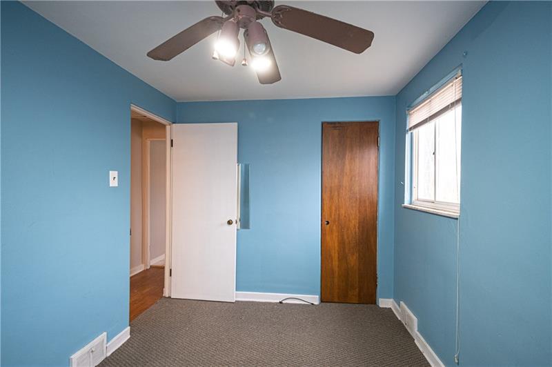 5303 East Willock Road Pittsburgh, PA 15227 - Photo 18 of 25 Gallery Image 18