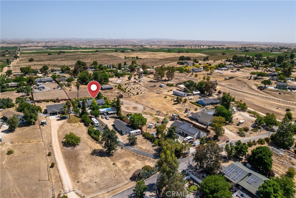 7050 Shale Rock Road Paso Robles, CA 93446 - Photo 40 of 45 an aerial view of a city