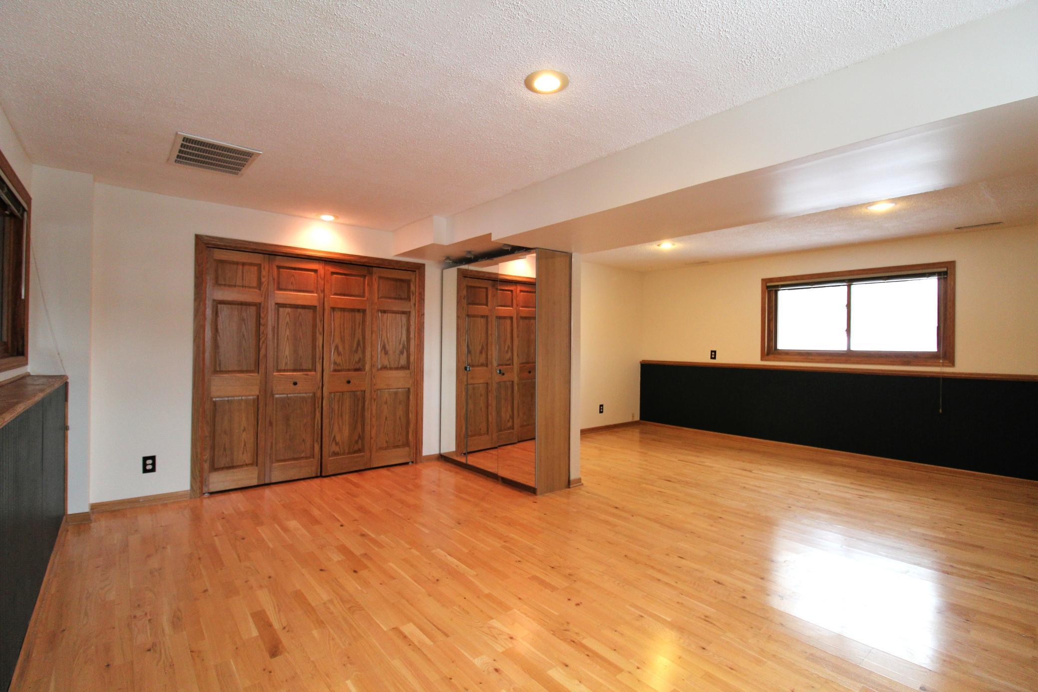 146 Canterbury Road Circle Pines, MN 55014 - Photo 18 of 38 Gallery Image 18