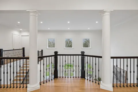 $5,950,000 | 2122 Old Hickory Boulevard, Nashville, TN 37215