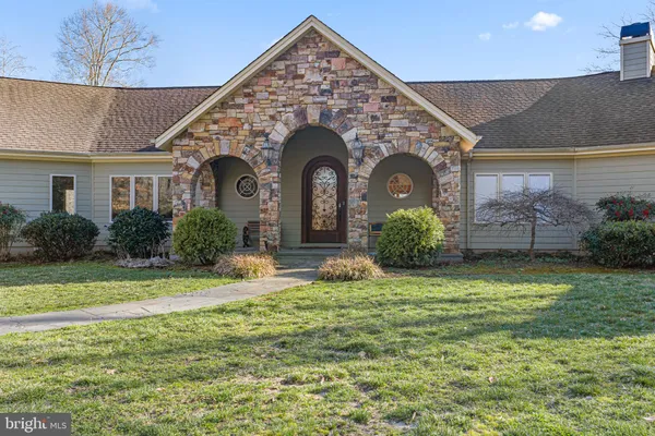 $7,500 | 3535 Meadow Road, Sandston, VA 23150